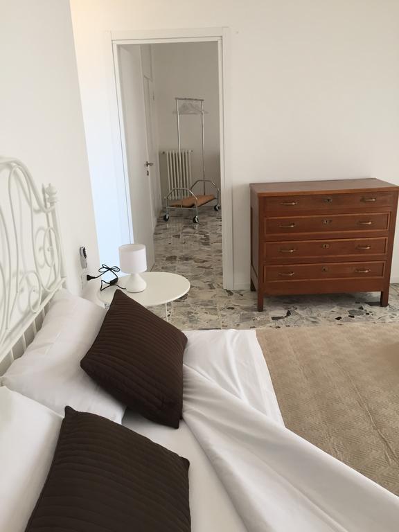 Rooms Villa Bergamo Airport Scanzorosciate Exterior foto
